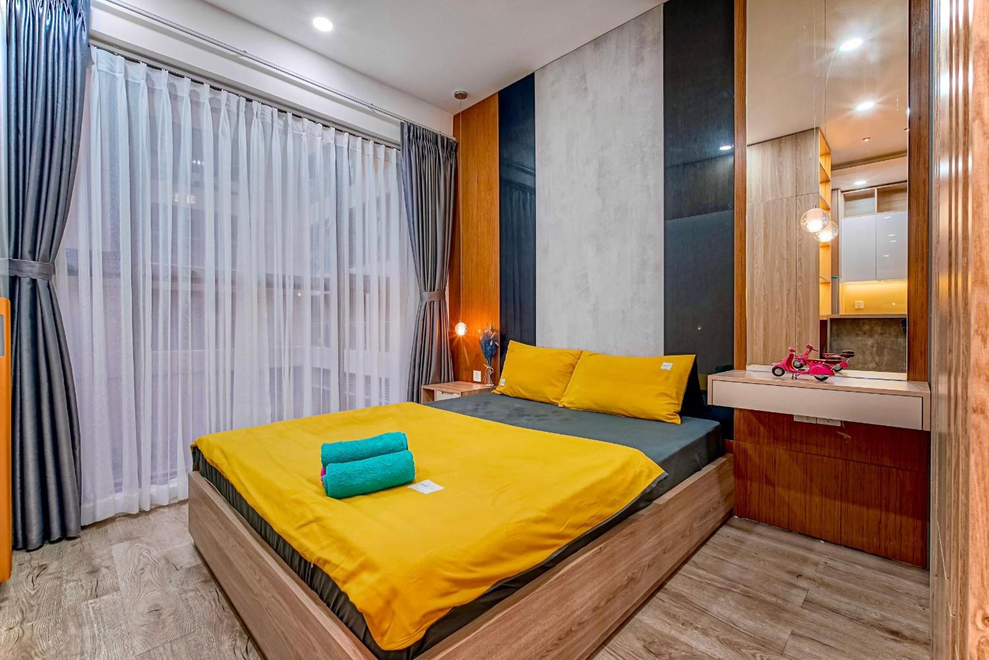 Sojo Lumiere Aparts - Terra Royal, Luxury And Spot Apartment Ho Chi Minh City